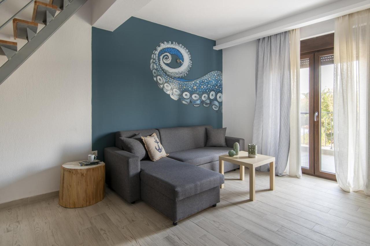 Varka Rooms Нікіті Екстер'єр фото
